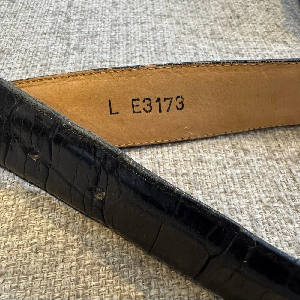 Vtg 1993 - Brighton - Alligator Embossed Leather Belt -Black & Silver - S/M